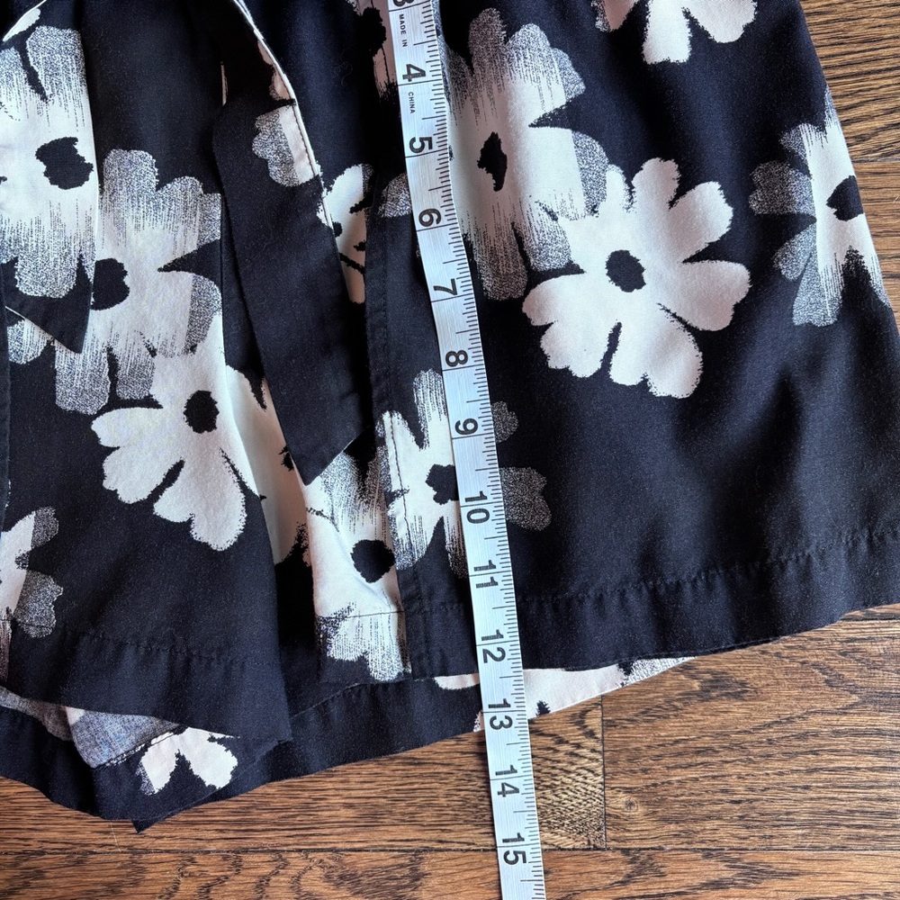 Madewell Black Floral Tie-Waist High-Rise Shorts Size Medium Flowy Boho Summer - Picture 6 of 7